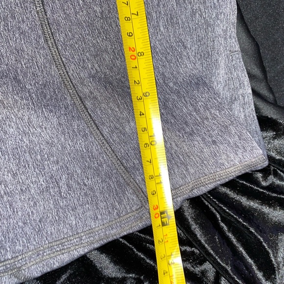 Lululemon - Picture 4 of 7